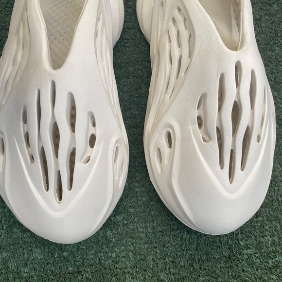 Yeezy foam runners - Picture 5 of 8